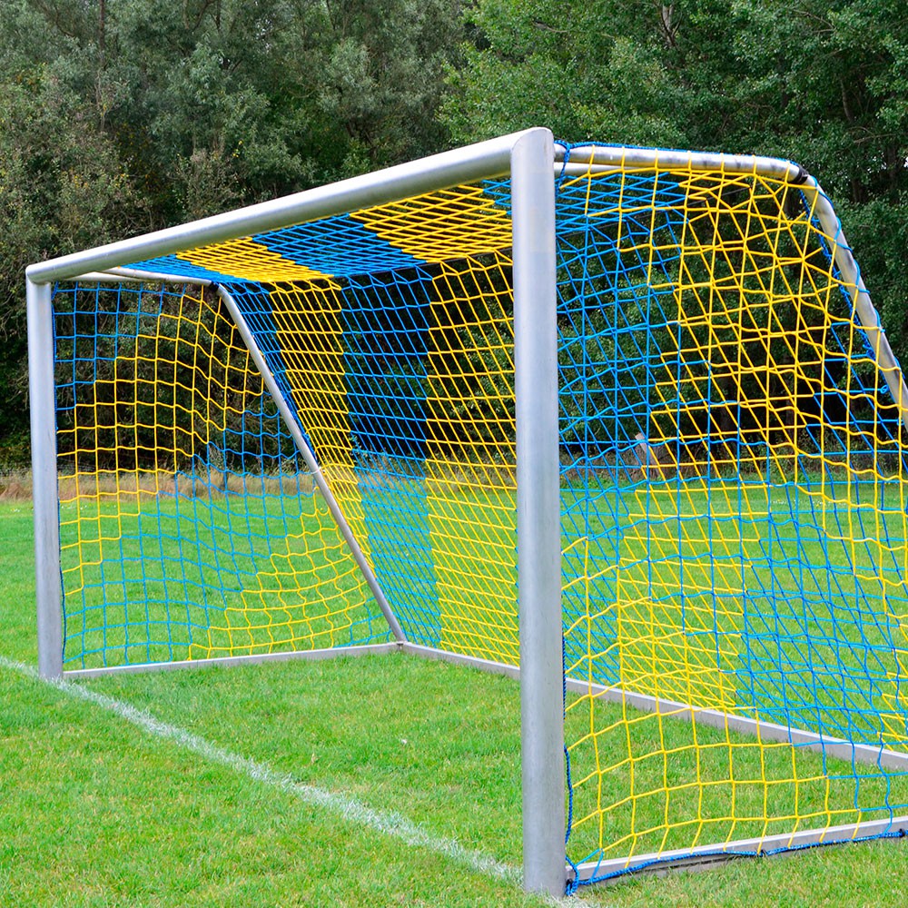Fußballtornetz 5,15 m x 2,05 m Tiefe 0,80 / 1,50 m, PP 4 mm ø Fußballtornetz 5,15 m x 2,05 m Tiefe 0,80 / 1,50 m, PP 4 mm ø aus der Kategorie Tornetze
